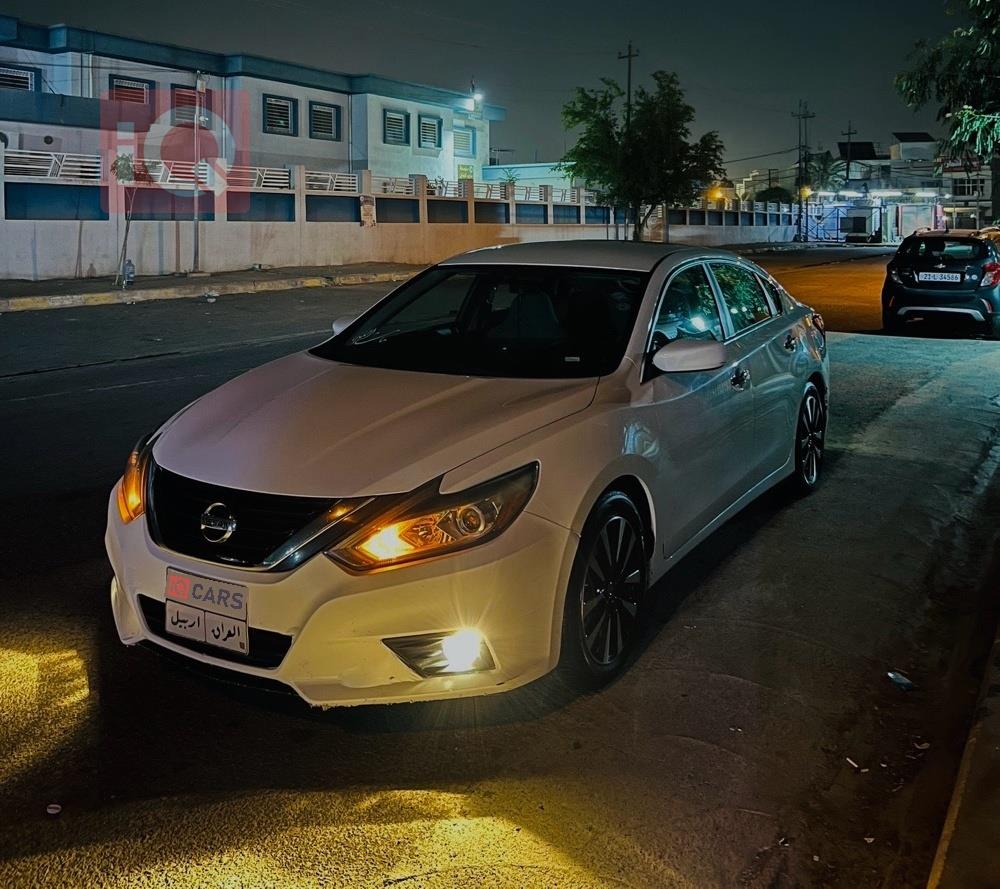 نيسان ألتيما